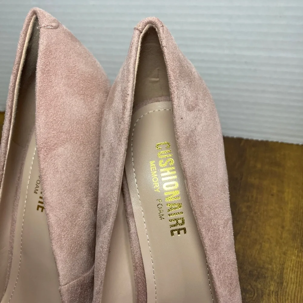 Cushionaire Pink Suede Pointed Toe Stiletto Heels Size 8.5M‎